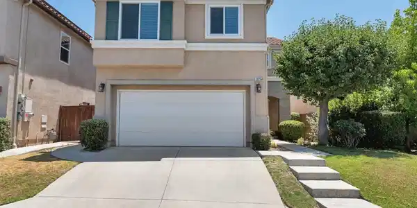 13254 La Tierra Way