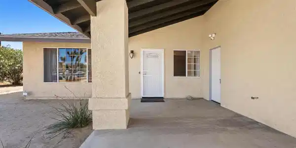 7113 La Habra Avenue
