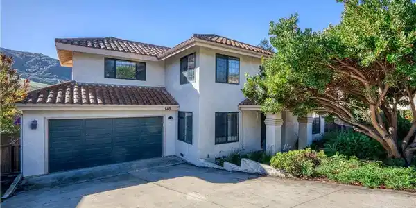 128 Cerro Court