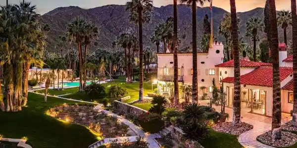 457 W Hermosa Place
