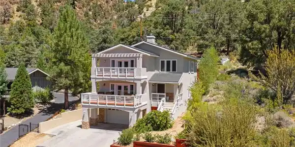 1102 Rivera Drive