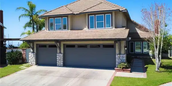 5719 E West View Drive