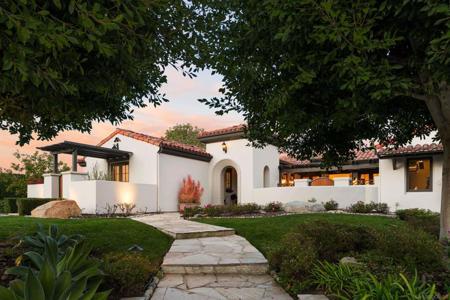 6160 Avenida Del Duque