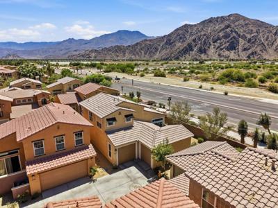 52245 Desert Spoon Ct