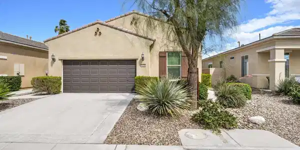 41530 Calle Pueblo