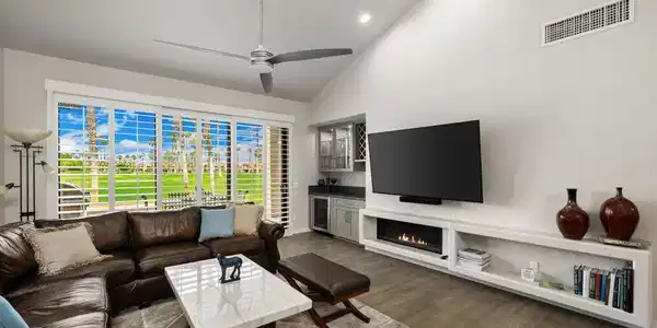 38659 Nasturtium Way