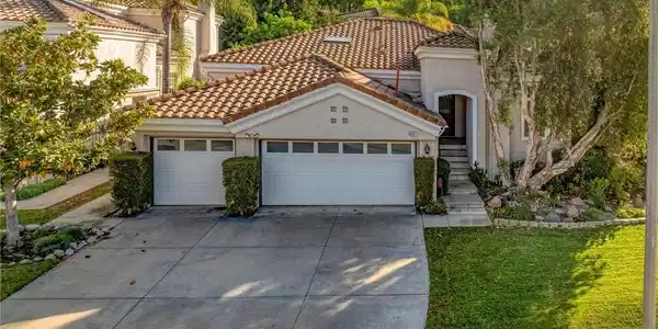 4100 Lemonberry Place