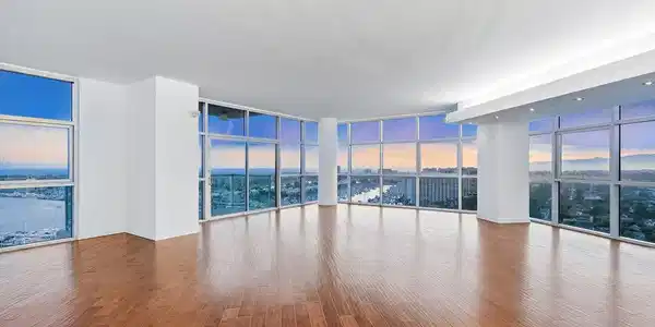 13700 Marina Pointe Drive