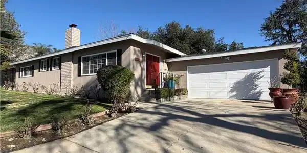 649 E Sacramento