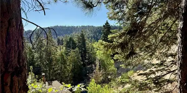 872 Sierra Vista