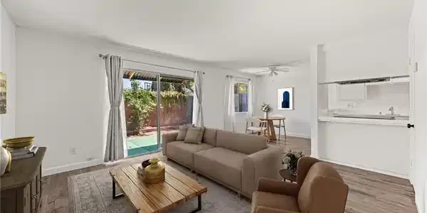 5582 Temple City Blvd