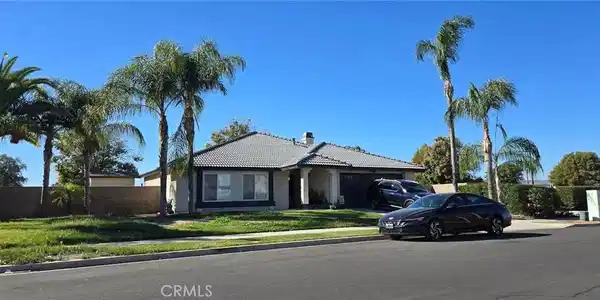 885 Coramdeo Court