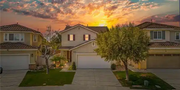 1371 Valley Rose Way