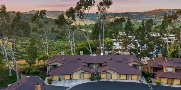 7366 Mission Trails Dr