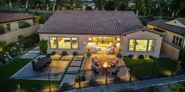 2501 Presley Court