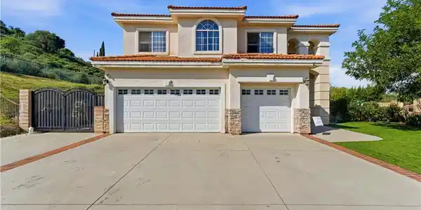 1717 Van Dusen Road