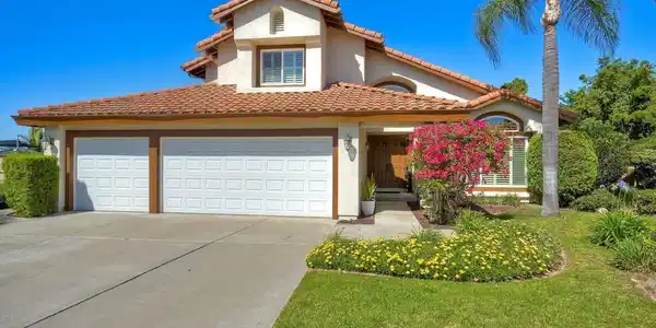 8748 Butano Ct
