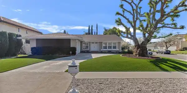 20828 Bermuda Street