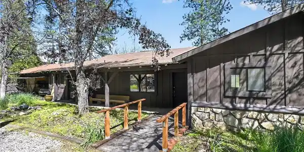 15640 Quartz Valley Dr. Drive