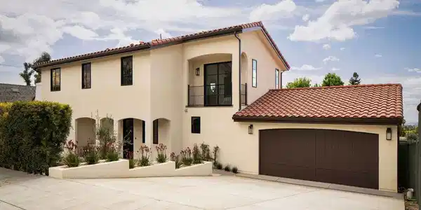 1108 E Mariposa Street