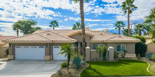 112 Clearwater Way