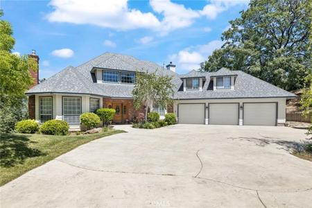 41723 Yosemite Pines