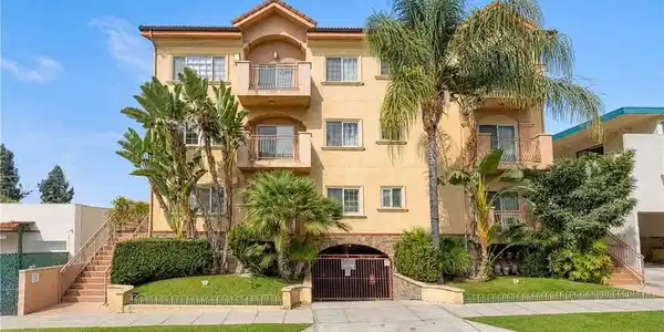 421 E Santa Anita