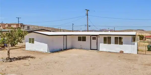 1423 Mesa Drive