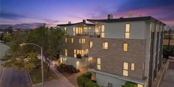 5153 W Redondo Court