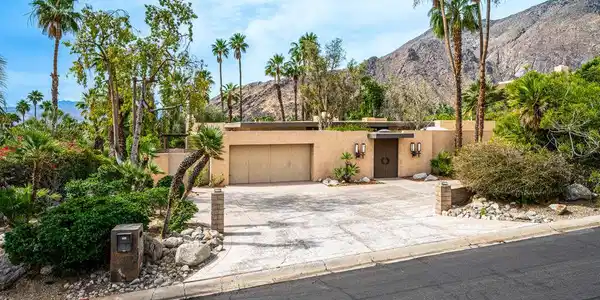 601 W Stevens Road
