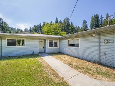 190 Moon Drive