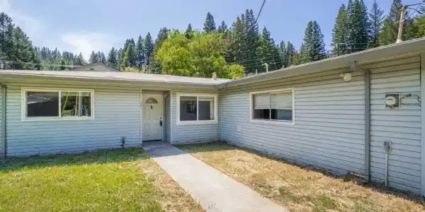 190 Moon Drive