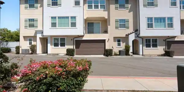 227 Promenade Street