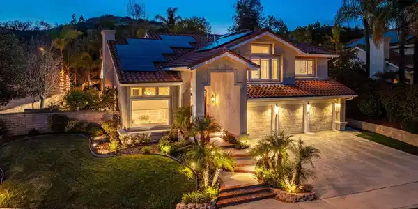 2605 Grandoaks Drive