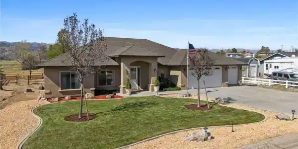 28100 Braeburn