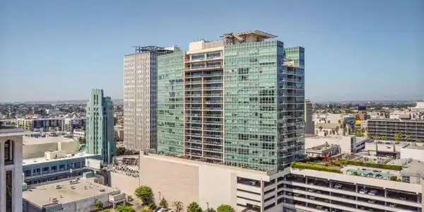 3785 Wilshire Boulevard