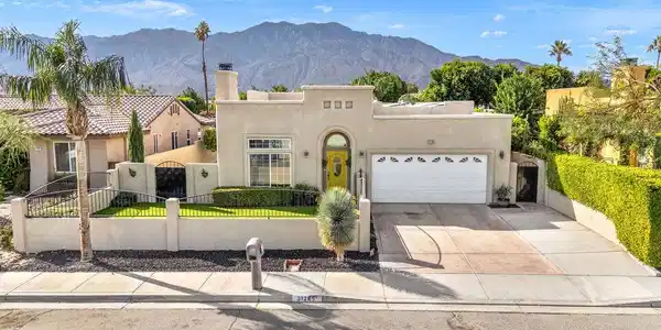 31285 Avenida La Gaviota
