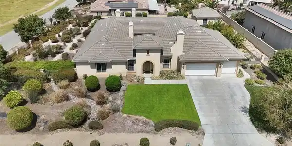 889 Highridge Street