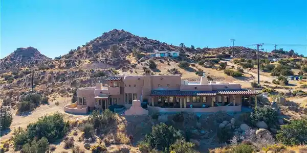5597 Acoma Trail