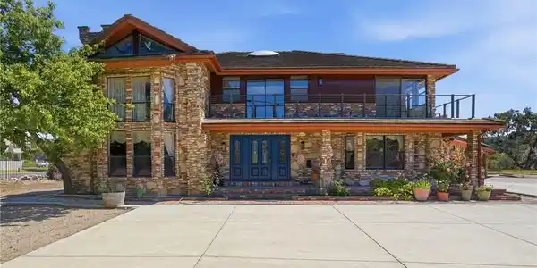 140 E Rice Ranch Road