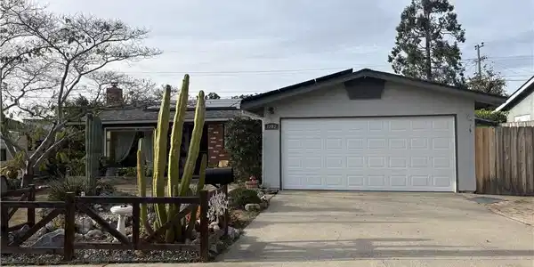 1282 Woodside Drive