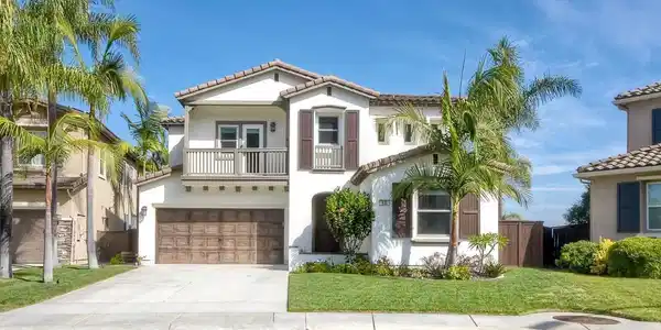935 Bridgeport Court