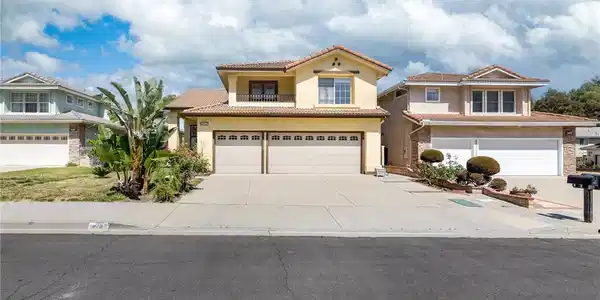 14289 Elm Wood