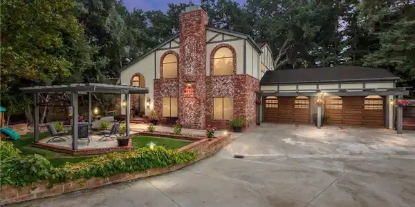 13515 Oak Mountain