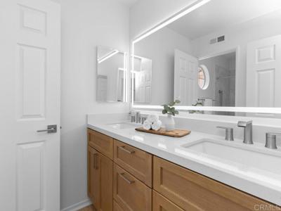 1254 Rue Saint Martin