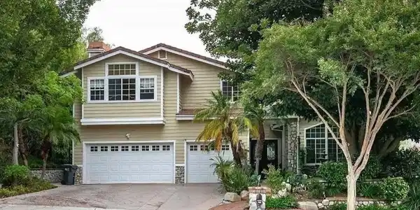 287 Goldenwood Circle