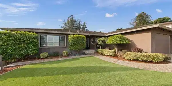 3315 Caxton Court