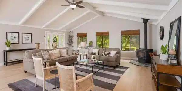 29280 Glacier Drive