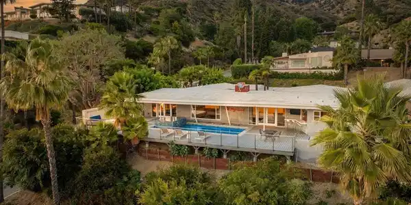 1900 Ransom Road