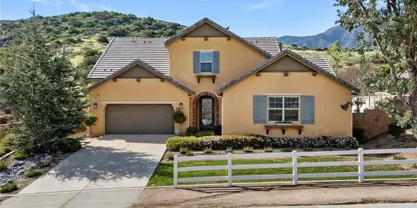 26261 Santiago Canyon